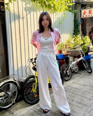 Samantha Ko Instagram - 大澳一日遊☀️🌻🍊🩵

#sammko