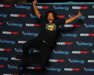 Samba Schutte Instagram - Thank you so much @floridasupercon and all amazing fans, organizers and volunteers for a beautiful weekend! Met some amazing people🫡🏴‍☠️✨
#OurFlagMeansDeath #ofmd #floridasupercon