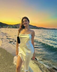 Samira Schoffel Most Liked Photos and Posts