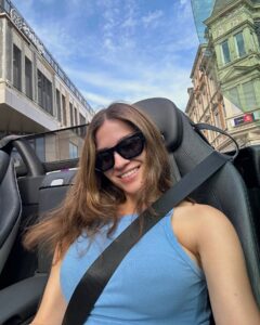 Actress Samira Schoffel HD Instagram Photos and Wallpapers August 2024