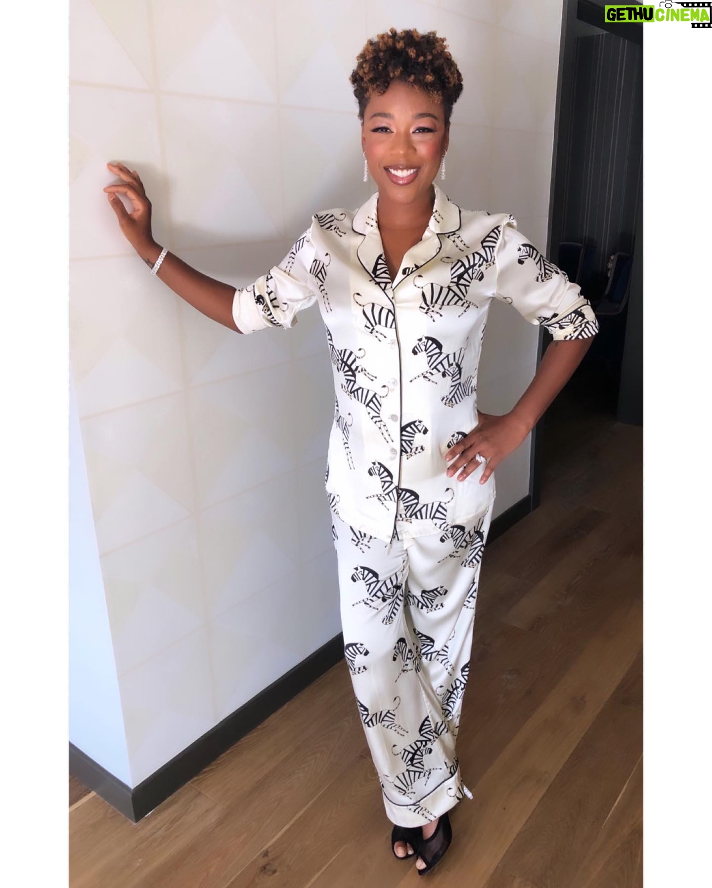 Samira Wiley - 97.3K Likes - #repost @samsaboura
・・・
Emmys at Home with Best Supporting Actress Nominee @whododatlikedat ✨Samira serving luxe leisure vibes in silk pajamas by @oliviavonhalle jewels from @chopard and heels by @sophiawebster With glam @mjr_makeup and style by @samsaboura for @samspector
We’re so excited to partner with @radvocacy @chic_relief and @michelleobama’s @whenweallvote—where you’ll be able to bid on Samira’s Emmy look later this week—with 💯 proceeds going to an amazing cause! More details to follow #vote #whenweallvote #samirawiley #handmaidstale #style #stylist #emmys