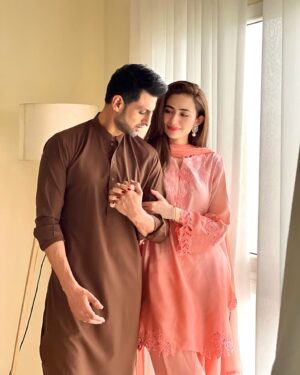 Sana Javed Instagram - Eid✨ @realshoaibmalik ❤️