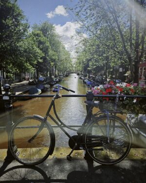 Sandra Barneda Instagram - Ámsterdam me da la vida ✨🌷🧡