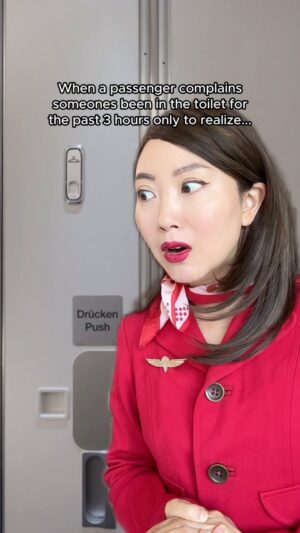 Sandra Kwon Instagram - Always happens 🤪 #flightattendants #cabincrew