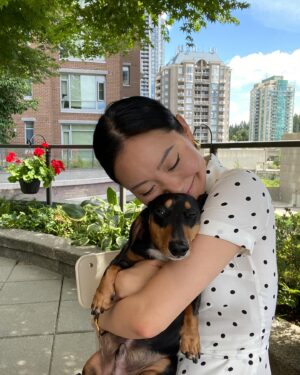 Sandra Kwon Instagram - Happy Mother’s Day to all the mama’s out there!!! (Including fur baby mamas hehe) Being a mom is so damn challenging but also THE BEST THING EVER 😭😭😭 

And of course to my umma, I love u forever and thank you for everything 🥹🥹 #koreanmom