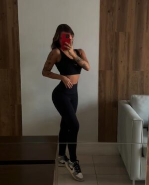 Sandri Oliveira Instagram - The school of life 🎞️