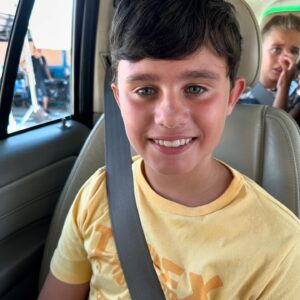 Santiago Segura Instagram - Nuestros recuerdos del verano pasado en el rodaje, os esperan este mes de Agosto en los cines!
(Esperamos que lo paséis igual de bien viendo la película que nosotros lo pasamos haciéndola!)