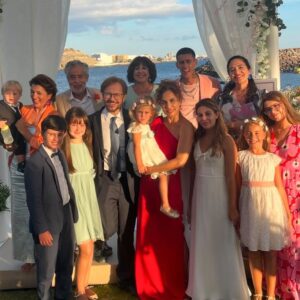 Santiago Segura Instagram - La familia casi completa!!!
Quien es el personaje con el que más os identificáis?