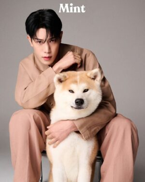Sapol Assawamunkong Instagram - . Me and my son🐶💕
#GreatJiroXMintPet