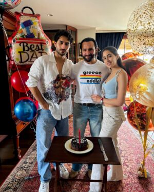 Sara Ali Khan Instagram - Happiest Birthday Abba 🥰🎂🦁