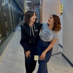 Sara Aws Instagram - أنتظرونا باجر بأفتتاحية وحدث يخبببل الساعة 7:00 مساءً بشنشل مول 

@exceeriq 
@sara.aws.official 

ما تتخيلون شكد فرحانه اني هنا بين الناس الي احبهم 
وشكراً على حسن الضيافة وهذا التعامل الراقي 🙏🏻‏