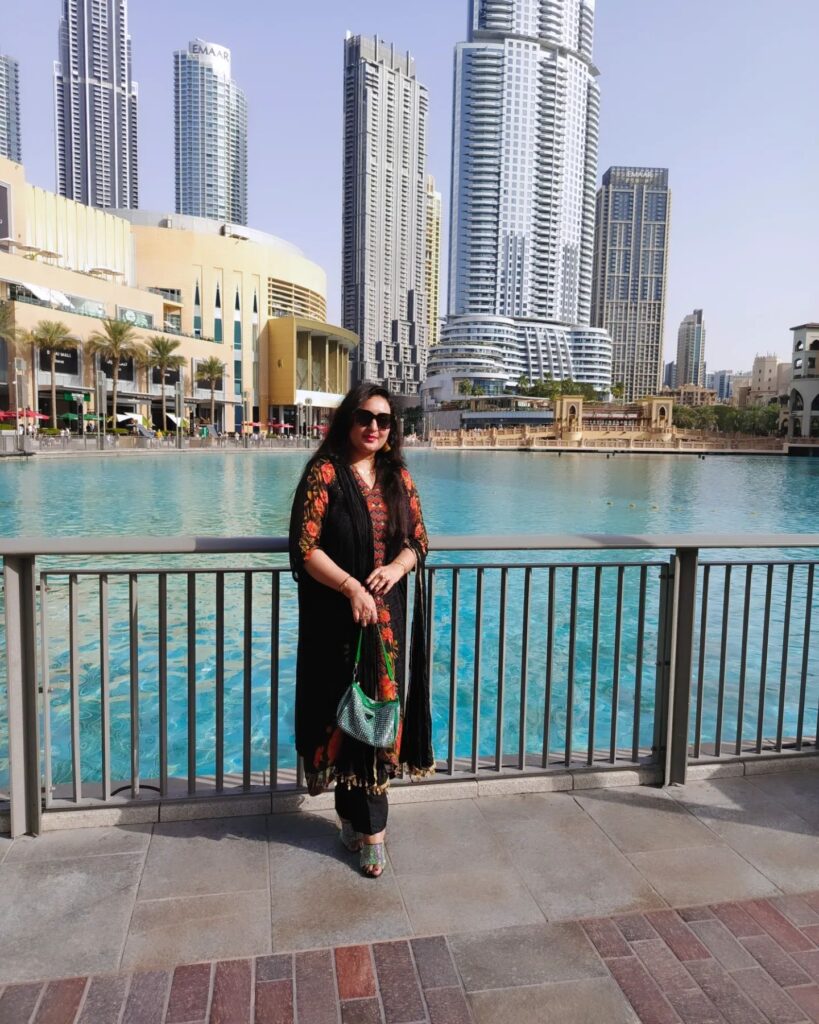 Sarah Raza Actress Sara Raza Khan HD Instagram Photos and Wallpapers August 2024 ...