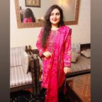 Sara Raza Khan