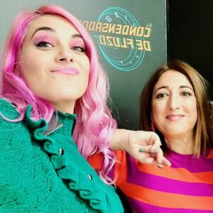 Sara Rubayo Instagram - Así comienza Prehistorias de Mujeres, de mi querida y admirada @marga_sanchez_romero , estrujando la patata poniendo un ejemplo tan sencillo que hasta mi hijo lo ha entendido.
💜
Es la segunda vez que me lo leo porque me lo quiero aprender de memoria porque por ahora no puede ser más necesario su relato.
💜
Marga y yo tenemos el mismo objetivo: dar a conocer todas las historias que pertenecen a la otra mitad para que algún día sea extraño encontrarnos estos libros porque por fin la historia estará y se contará completa.
💜
Mil GRACIAS amiga por este precioso libro. Mi más sincera admiración y orgullo🥰

Y gracias @eddestino por publicarle el libro