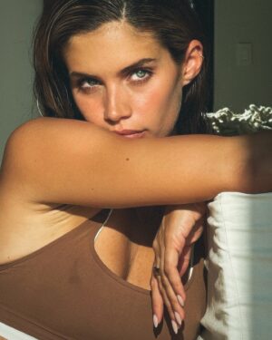 Sara Sampaio Instagram - 🤎 @alo 🤎