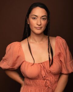 Actress Sara Tomko HD Instagram Photos and Wallpapers August 2024