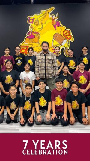 Sarabjit Cheema Instagram - A celebration is incomplete without Bhangra! 🧡

#RanglaPunjabArtsAcademy #reels #reelsindia #punjabi #bhangra #reelsinstagram #trending #viral #punjab #india #surrey #abbotsford #surreypind