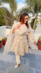 Actor Sarabjit Cheema HD Instagram Photos and Wallpapers March 2024