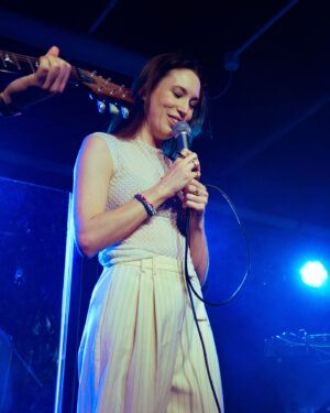 Sarah Close Instagram - manchester!!!!! i can’t believe this was a few weeks ago now. i wanna come back and sing more for you 
pics by @lucycrgart 
🐝