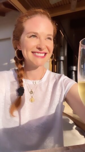 Sarah Drew Instagram - I will be spamming you with some vacation content for the next few days!! Just got home from a glorious trip with Peter to @stregispuntamita to celebrate our anniversary! We hit 20
Years last June and never got to get away just the two of us ❤️ The staff took incredible care of us this past week! We could not have asked for a better experience! 
@howelltalentrelations 
#stregispuntamita
#liveexquisite
#travelpartner