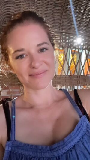 Sarah Drew Instagram - #tbt to Night time lake life ❤️