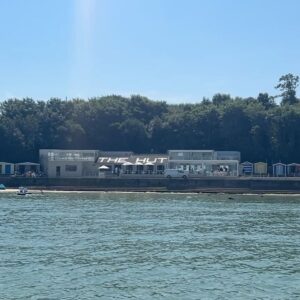 Sarah Parish Instagram - The most incredible day on the Solent yesterday. My first visit to @thehutcolwell , amazing food, perfect service, 2 great swims. All brilliantly organised by the wonderful @j_julsie  Thank you Max and Juliet for such a gorgeous day out.☀️☀️☀️👙👙❤️