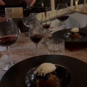 Sarah Stephens Instagram - A very indulgent Terigaaals weekend @crowneplazaterrigalpacific ✨✨