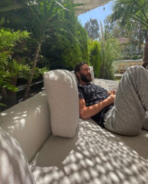 Sarp Can Köroğlu Instagram - No caption needed 🤘
📷 @gunnesekin