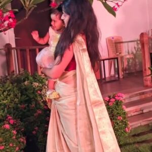 Sathya Devarajan Instagram - My patoooos is growing up so fast 🥹❤️🧿Before yu guyz ask me she is my niece... 
.
.
.
#sathyadevarajan #tamilactress