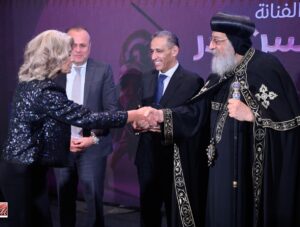 Sawsan Badr Instagram - كل الشكر و المحبة قداسة البابا تواضروس الثانى بابا الإسكندرية وبطريرك الكرازة المرقسية .. كل الشكر للشركة المتحدة والقائمين عليها .. تكريمى وفريق عمل أم الدنيا جزء 2 .. يبدأ عرضه 6 /6 على واتش أت @watchit @mahmoud.rashadofficial