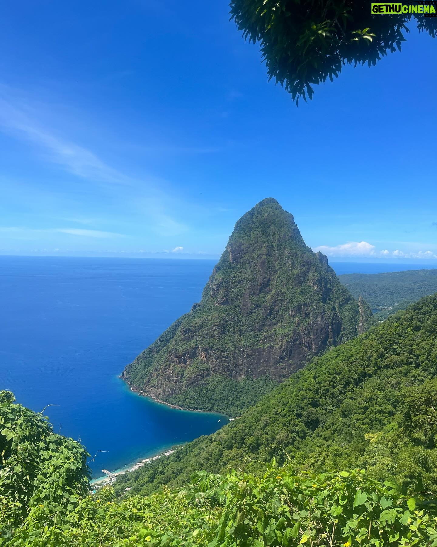 Scarlett Harlett - 3.6K Likes - st lucia ☀️