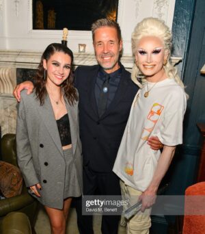 Scarlett Harlett Instagram - It was BEYOND an honor to be apart of the @houseofthedragonhbo premiere last night 😭🐉

It was truly a dream come true to be invited to the premiere of a franchise I am SO passionate about. It was one of the best days of my life!!

I’m beyond thankful to the people at @skytv for inviting me, all the gorgeous people I got to meet, and getting to see the beautiful @theemilycarey do her thing!! 🧡

Outfit by @freakcouturemcr 
Hair by @danwchapman 

#houseofthedragon #hbo #drag #gameofthrones #redcarpet