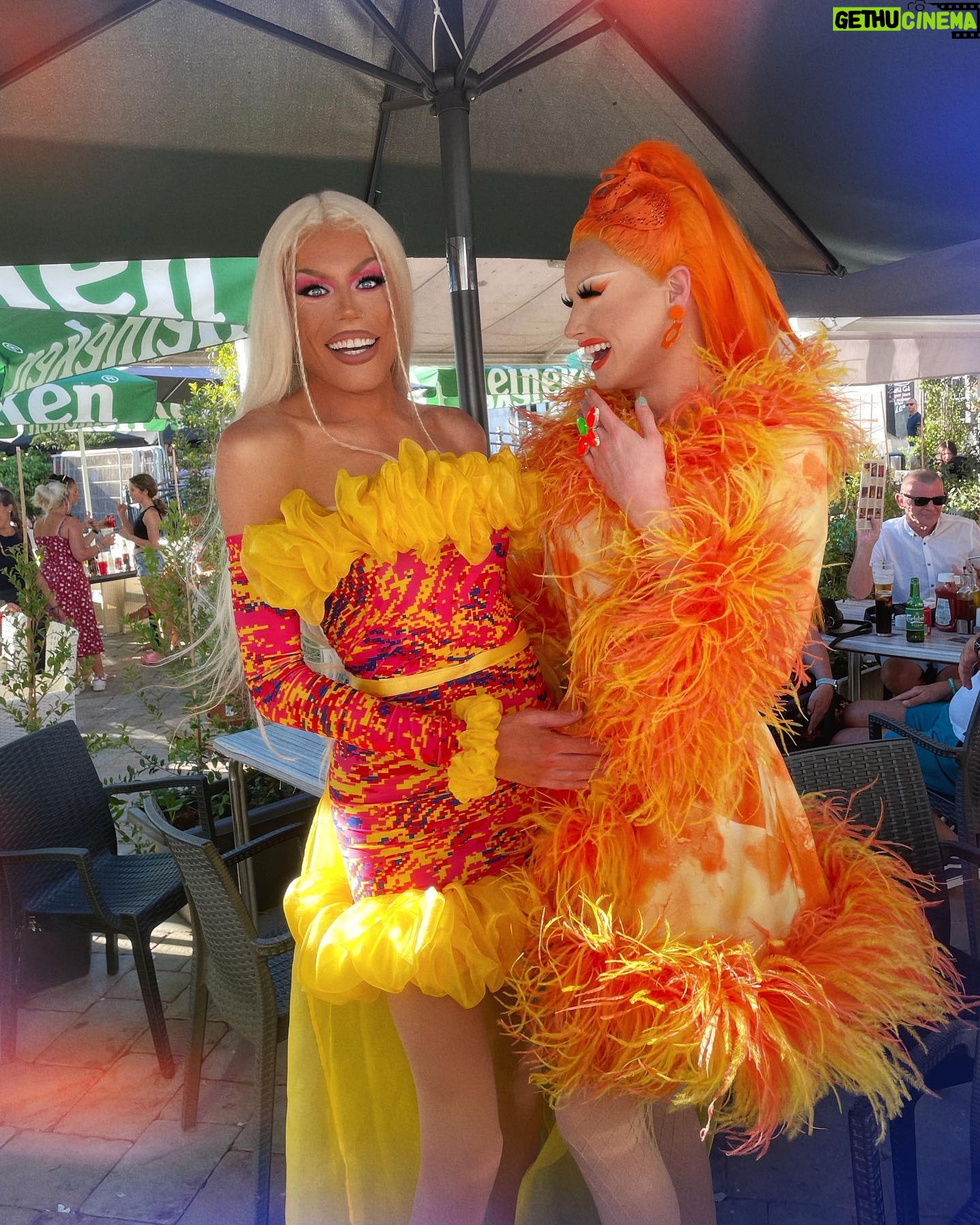 Scarlett Harlett - 3.7K Likes - 🏳️🌈 THE FIRST EVER GIBRALTAR PRIDE! 🏳️🌈
Ahhh guys, I can’t even tell you what a pleasure and joy it was to headline the FIRST EVER Pride festival in beautiful Gibraltar. Between the event organisers, supports and even the MAYOR, I felt so loved, welcomed and appreciated 😭💖 (Oh and check the pic of the Mayor and I at the end - I was fully ready to marry him and become queen 🤣🤣)
For everyone who came to show their support, to the millions of people I took pictures with, to ISIS & COCO the OG queens of Gibraltar! You all made it such a special moment for me and I’m so proud to be a part of Gibraltar’s queer history 💖🌈 @gibraltar_lgbtq_committee
Hair: @styledbyvodka
Dress: @christopherhardcastlecostumier
Shoes: @uk_crystal_queen