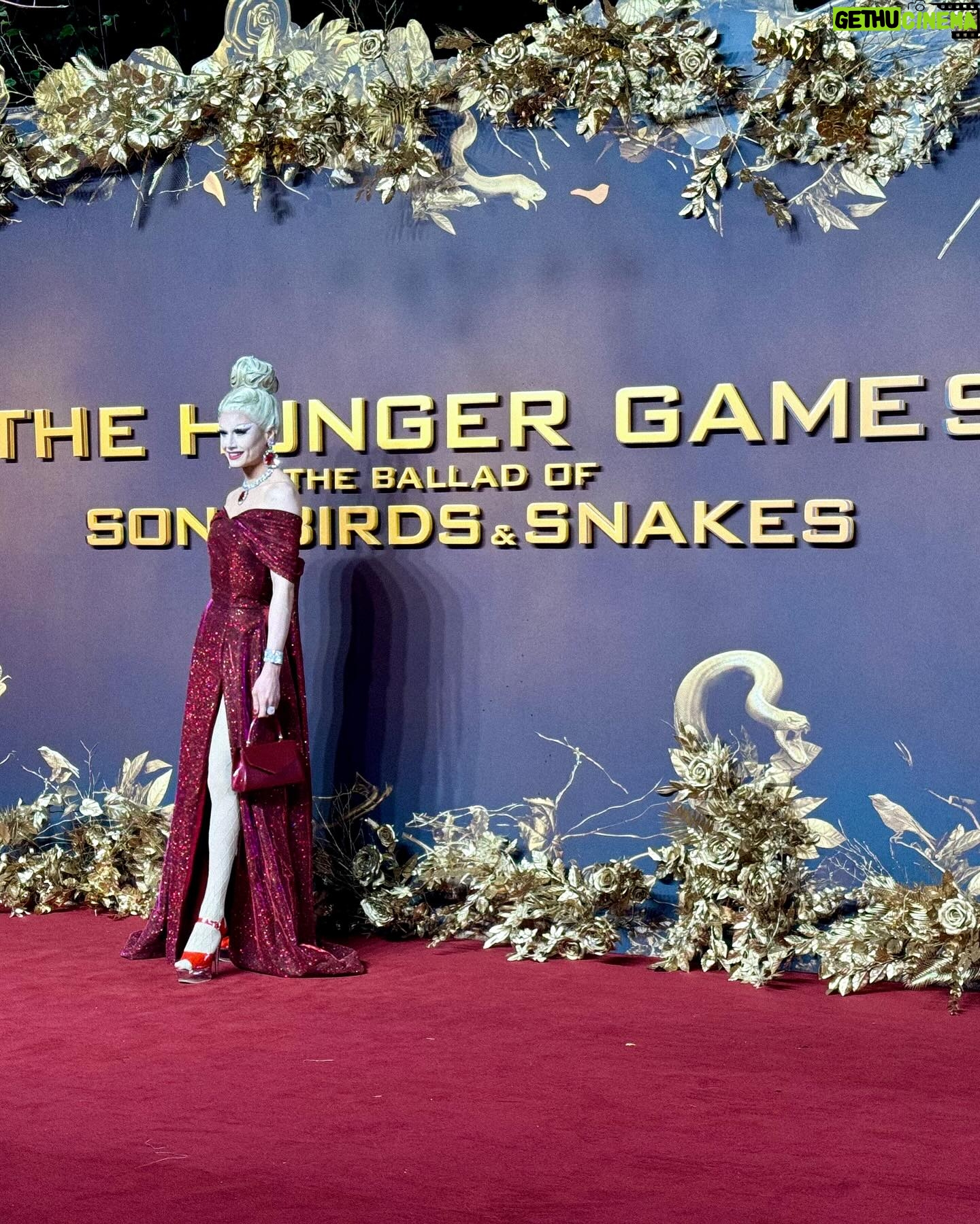 Scarlett Harlett - 5.1K Likes - wow, two premieres in two days and how grateful I am to have been invited! I got to have my lil movie star moment at the red carpet for the new @thehungergames movie last night and it did not disappoint! So before you go and see the movie which I highly recommend I need you to see how pretty I felt 🥹♥️ @lionsgateuk #thehungergames @concordemedialondon
dress by the amazingly talented @dylanjoelstudio 🫶🏻