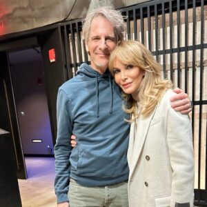 Scott Bakula Instagram - I had a wonderful time catching up with my friend Jaclyn Smith, who came to see 'The Connector' at the MCC Theater.

@realjaclynsmith @jaydschwartz
