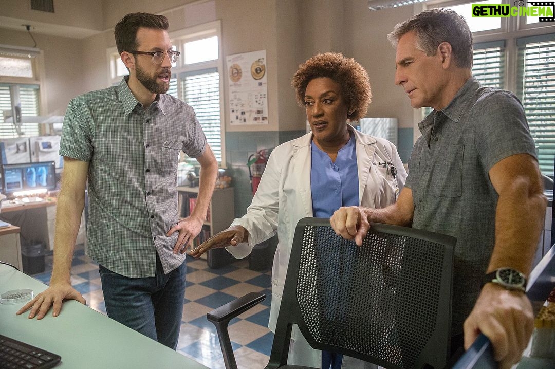 Scott Bakula - 2.1K Likes - Hi Folks, we have an exciting episode tonight, high-stakes poker game, naval research laboratory and a surprise visit from Pride's daughter Laurel. @NCISNewOrleans @CBS #NCISNOLA @JDS_PR @jaydschwartz