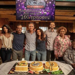 Scott Bakula Instagram - Celebrating our #100thepisode ! Hope you all enjoy it! 
@ncisnola @cbstv 
#ncisnola