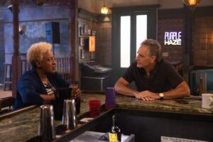Scott Bakula Instagram - @cchpounder and I are just talking about what’s going to happen next on tonight’s new episode of @ncisnola on @cbstv . Make sure you don’t miss it.
#tuesdaynight #ncisneworleans #cbs #newepisode