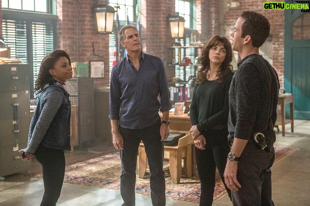 Scott Bakula - 2.3K Likes - Hi folks! we have an exciting new episode, make sure you tune in! @NCISNewOrleans @CBS @JDS_PR #NCISNOLA @jaydschwartz