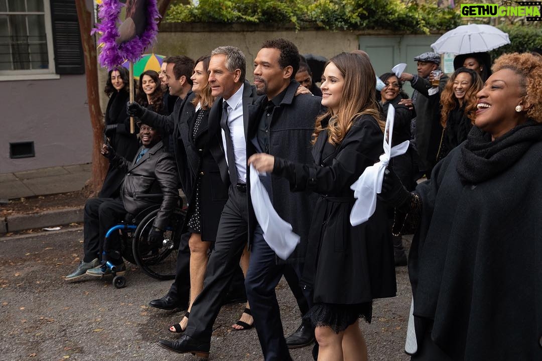 Scott Bakula - 3.3K Likes - We’re marching into the New Year with an all new episode tonight. Make sure to tune in @ncisnola on @cbstv #NewYear #ncisnola #cbs #newepisode