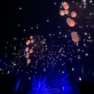 Scott Rogowsky Instagram - Surely, you can’t be Spherious? Being a fan of this band is one of the great joys of my life. Thank you @phish for 20  years of love and light. Thanks to the generations of phans who came before me and who have come after me for keeping the flame and prolonging the magic - we’re all in this together (and we love to take a bath). Thank you to the ticket fairy @jesslauter who captured me in my quintessence (first pic). And I can’t believe I’m saying this, but thanks to James Dolan for building @spherevegas which allowed a humble quartet of 60ish year olds from Vermont to generate the most spectacular audiovisual experience in the annals of live performance. I AM SPHERIOUS, but don’t call me Shirley 😉