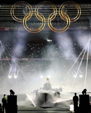 Sébastien Loeb Instagram - Bravo à toute l’organisation et aux volontaires de @paris2024 🙏🏼

C’était un honneur de porter la flamme et un bonheur de suivre cet événement incroyable et de supporter nos athlètes français 🇫🇷🔥