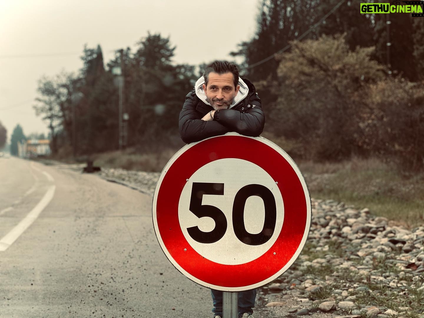 Sébastien Roch - 3.5K Likes - 50 mercis à toutes et à tous pour vos super messages ❤️❤️❤️