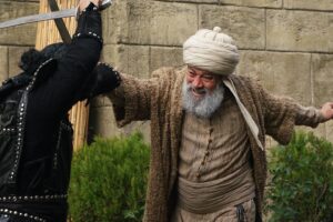 Seda Yıldız Instagram - Sıcak-soğuk demeden her hafta siz değerli izleyicilerimize ulaşmaya çalışan kocaman bir aileyiz… Bu akşam sezon finalimizle yine sizlerleyiz, bizi hiç yanlız bırakmayan siz değerli izleyicilerimizle yeni sezonda tekrar buluşmak üzere şimdilik hoşçakalın sevgi ile kalın👋👋 @bozdagfilm @atvturkiye @kurulusdizisi