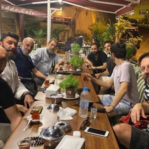 Seda Yıldız Instagram - O çaylar içilecek dedik veee bu gece içildi👏👏❤️ @cagkanculha @sevketcapkinoglu @cagatay.keser @by_ismailhakki @fatihosmanliofficial @mehmetsabriarafatoglu @latifkoru @celalall @buraksarimola @abdulsusler @muratkarak_