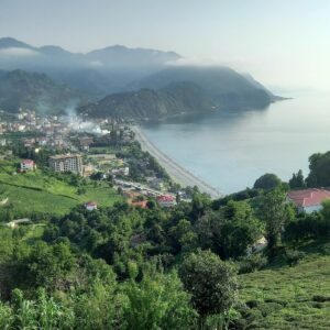 Sefa Tantoğlu Instagram - Memleket 

.
.
.
#artvin #kemalpaşa #üçkardeşköyü #doğa #yeşil #mavi #karadeniz