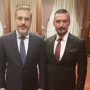 Şenol İpek Instagram - TÜRKİYE CUMHURİYETİ DEVLETİNİN ÜLKEMİZDE  ve DÜNYADA EMSALSİZ GURURU OLAN MİLLİ İSTİHBARAT  TEŞKİLATININ  97. YILINI BAŞTA SN. HAKAN FİDAN BAŞKAN OLMAK ÜZERE TEŞKİLATA HİZMET ETMİŞ ETMEKTE OLAN TÜM ABİLERİMİN KARDEŞLERİMİN YIL DÖNÜMÜNÜ KUTLAR . İSİMSİZ BİLİNEN , İSİMLERİ GÖK KUBBEDE GÖNÜLERDE AL BAYRAKTA OLAN  AZİZ ŞEHİTLERMİZİ BU VESİLE İLE RAHMET ve MİNNETLE ANIYORUM