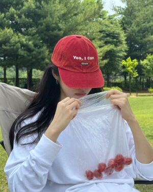 Seo Eun-soo Instagram - 긴머리 안뇽,,, ✂️