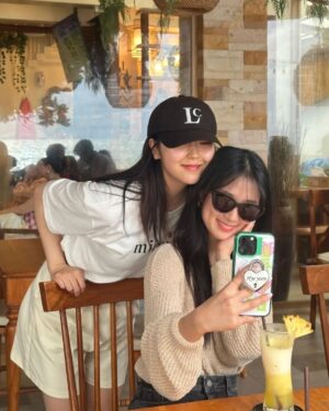 Seo Hye-won Instagram - 🐶🤍🐹