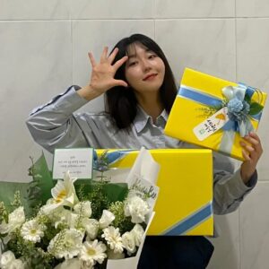 Seo Hye-won Instagram - 보내주신 선물들 잘 받았습니다~❣️감사합니다!!!!!!!!!!